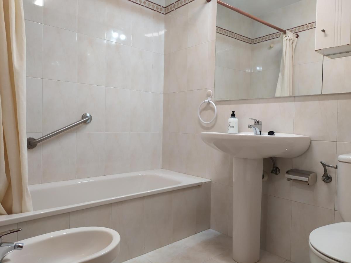 Apartamento Poniente Con Dos Banos Muy Centrico 6 Personas Logrono Bagian luar foto